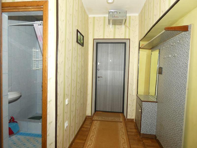 Квартира В Пицунде На Агрба 19 К1 Leilighet Pizunda Eksteriør bilde